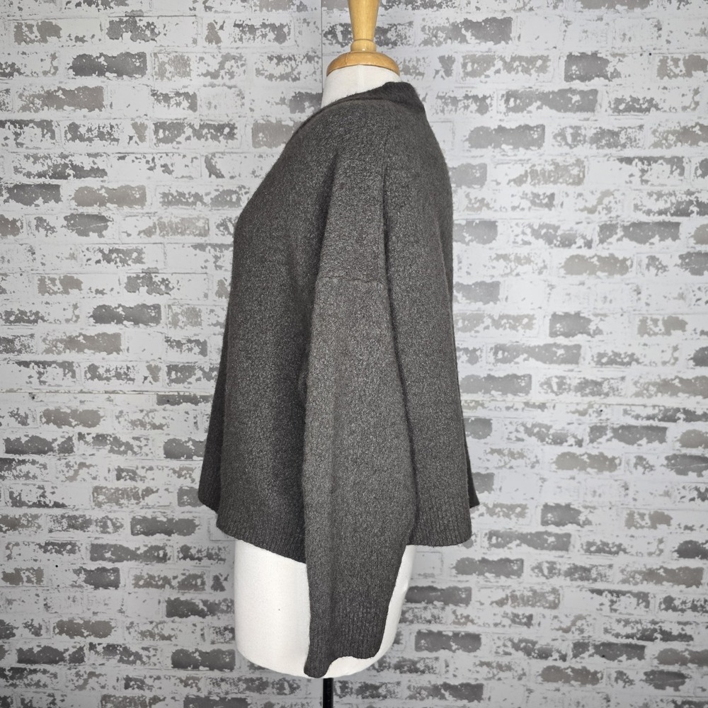 Allsaints Sweater Womens Sz L Crew Neck Oversized Asymmetrical Hem Wool Yak Gray - Picture 4 of 13